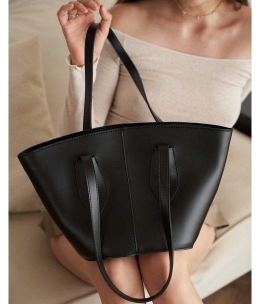 Стильна жіноча сумочка «Марта» чорна WeLassie