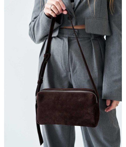 Замшевая женская сумка «Feit» шоколадная WeLassie