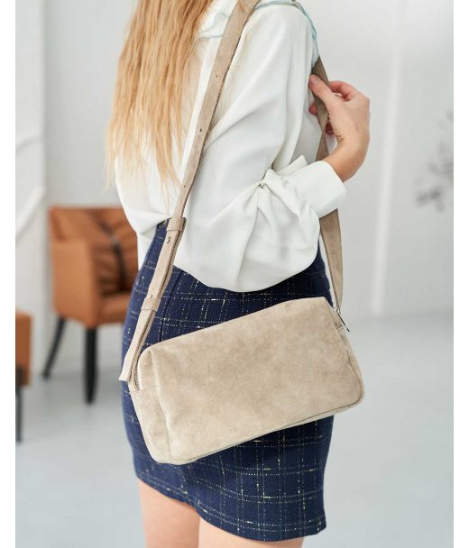 Замшевая женская сумка «Feit» бежевая WeLassie