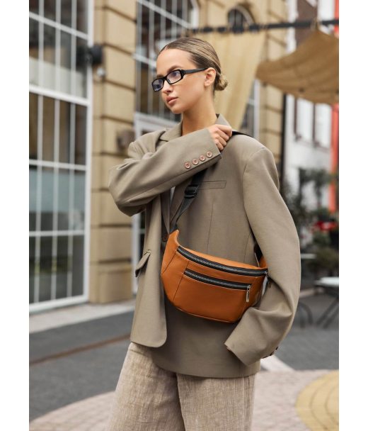 Велика жіноча шкіряна сумка на пояс бананка Sambag Tirso Max руда Велика жіноча шкіряна сумка на пояс бананка Sambag Tirso Max руда