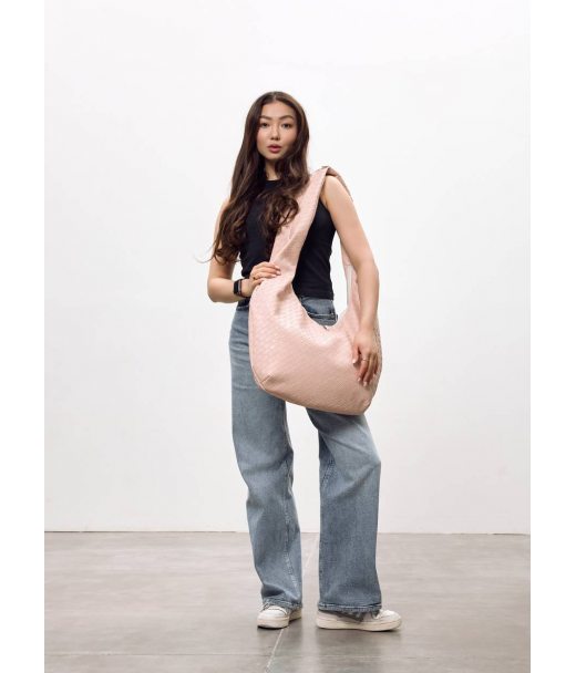 Жіноча сумка Sambag HOBO WEAVE пудрова Жіноча сумка Sambag HOBO WEAVE пудрова