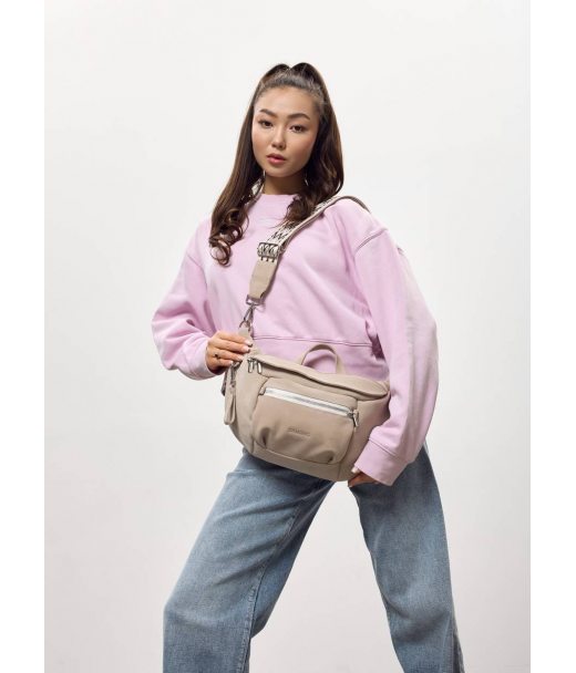 Жіноча замшева сумка бананка через плече Sambag DistrictDart бежева Жіноча замшева сумка бананка через плече Sambag DistrictDart бежева